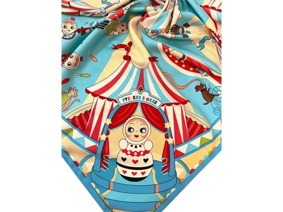 Платок «Русская неваляшка. Праздник»